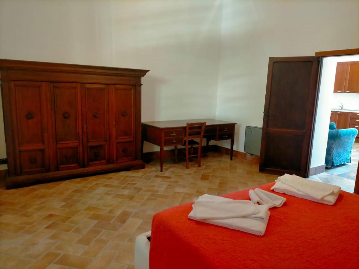 Antico Borgo La Commenda Aparthotel Montefiascone Kültér fotó