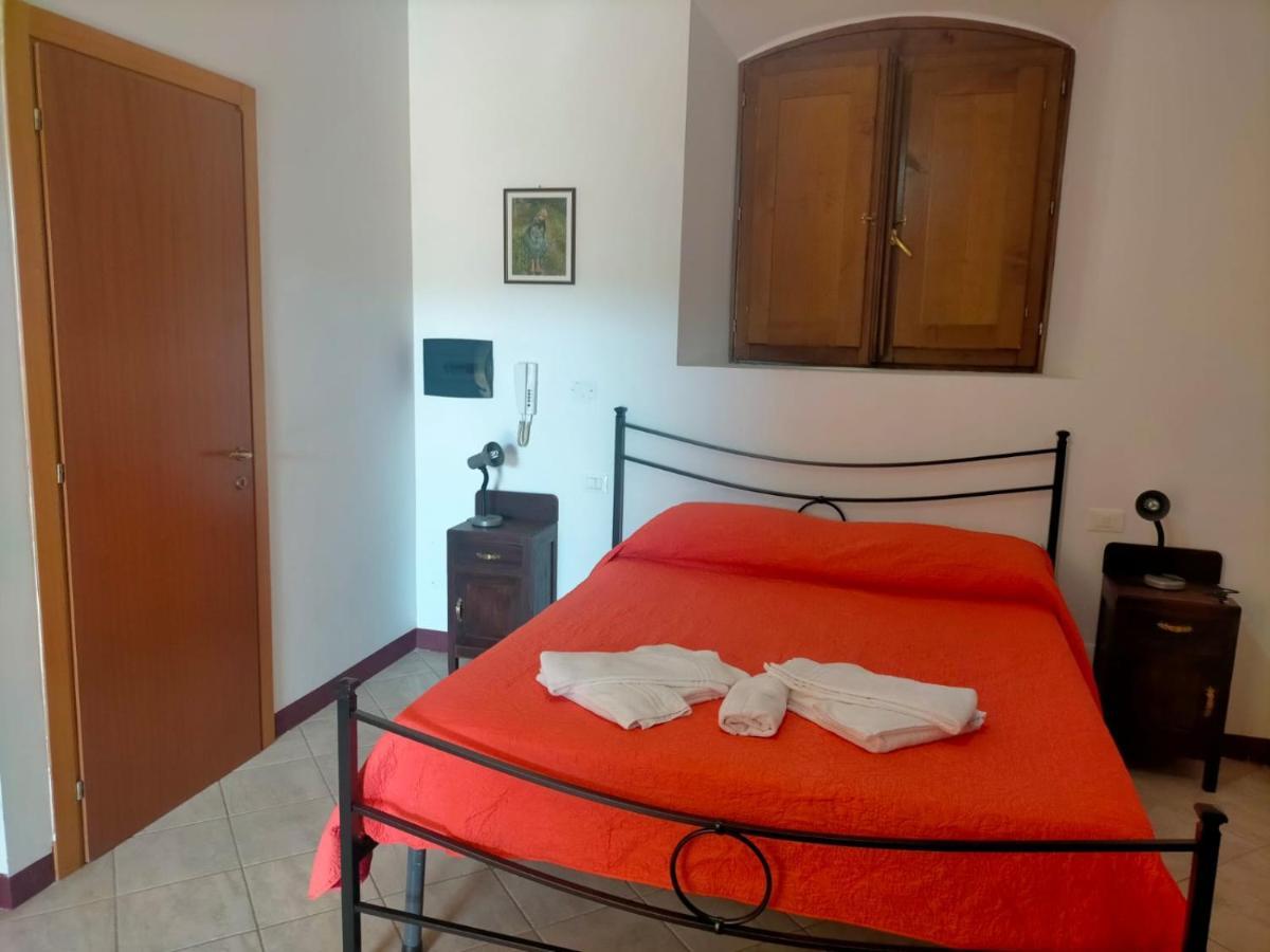 Antico Borgo La Commenda Aparthotel Montefiascone Kültér fotó