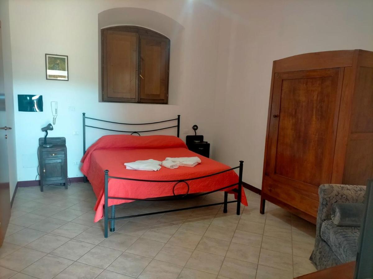 Antico Borgo La Commenda Aparthotel Montefiascone Kültér fotó